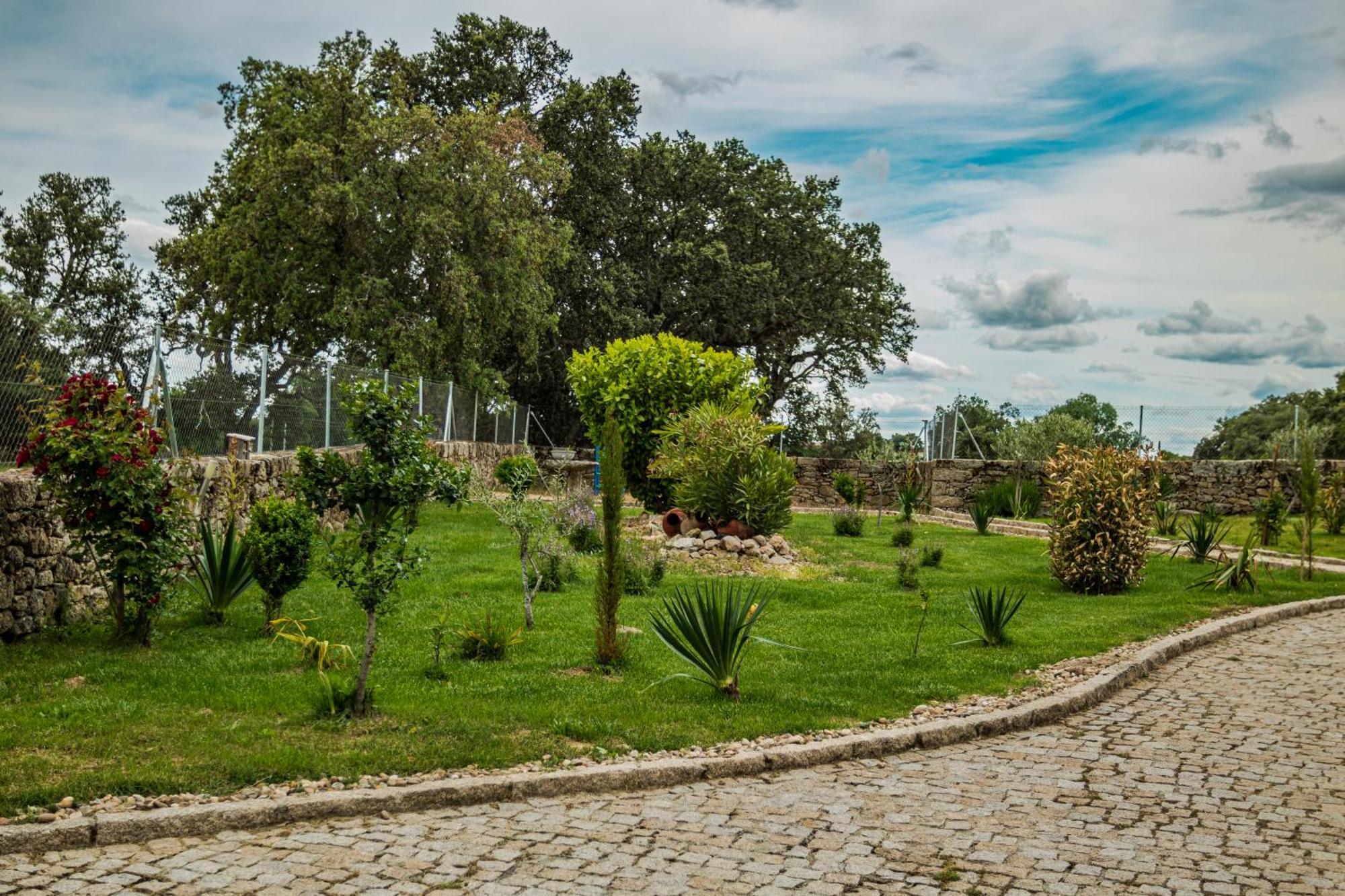 Casas Campo Cimo Da Quinta Hotel Miranda do Douro Exterior photo